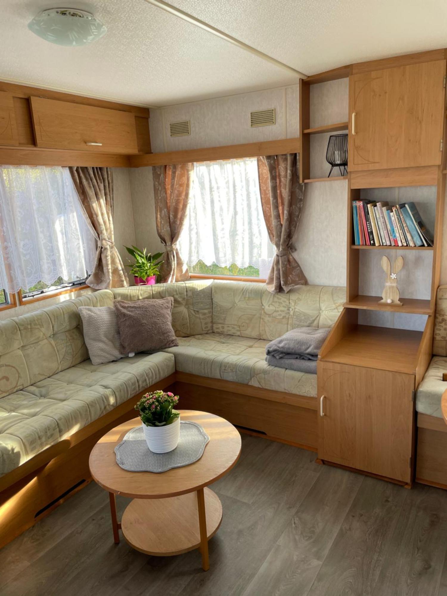 Mobilheim Na Louce Villa Vyrovice Kültér fotó
