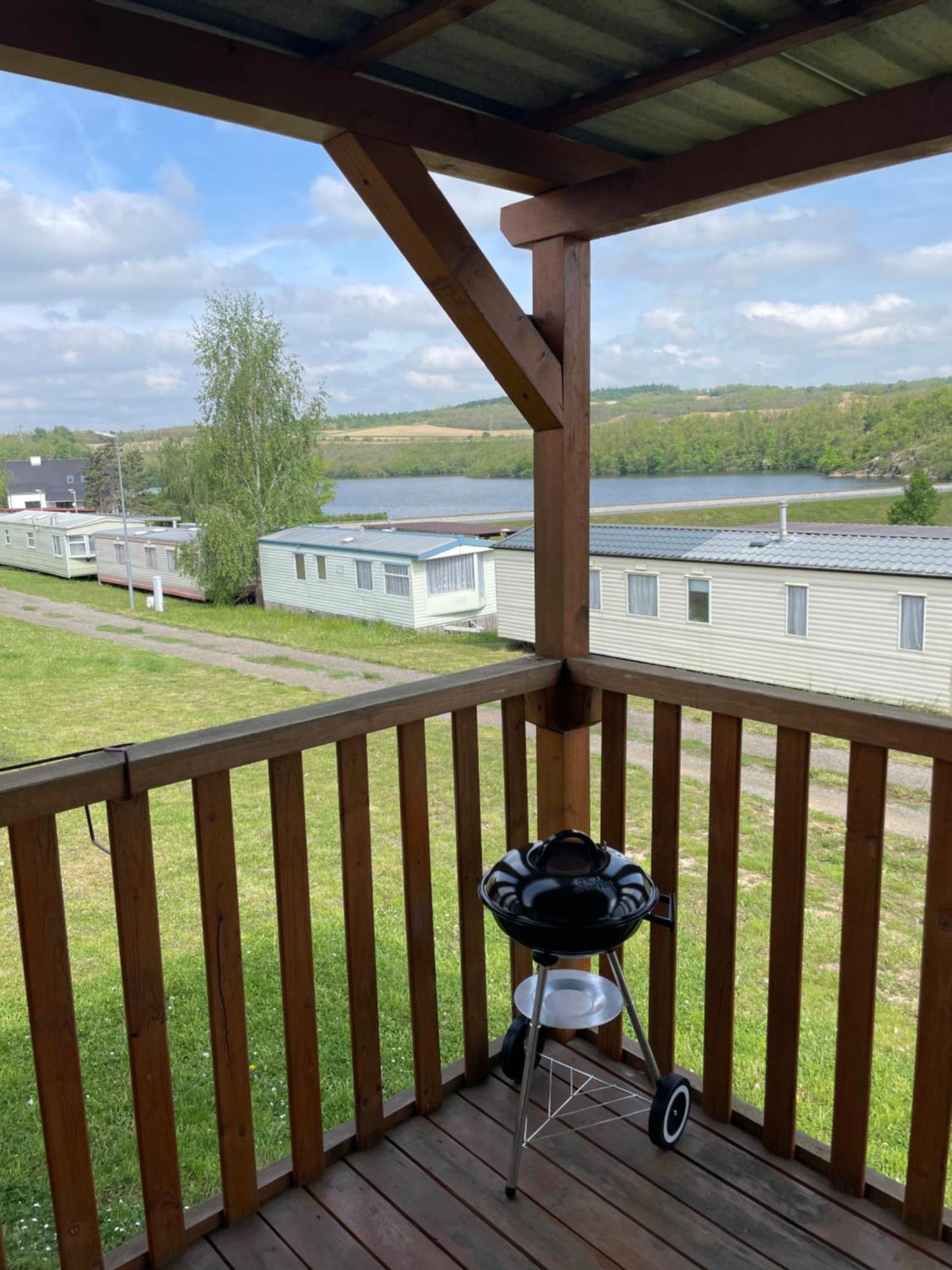 Mobilheim Na Louce Villa Vyrovice Kültér fotó